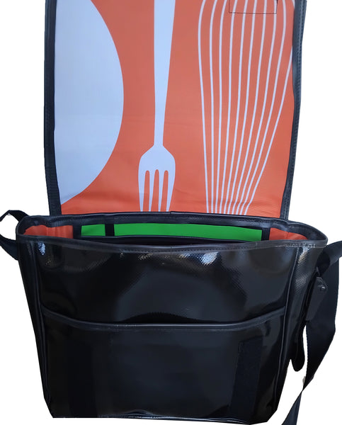 KAKRT_recycled_large_messenger_BJ6666_front