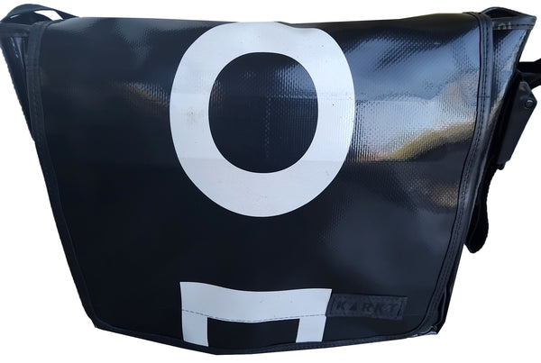 KAKRT_recycled_large_messenger_BJ6666