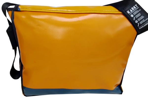 Kenny Large Messenger Bag BJ7979 back