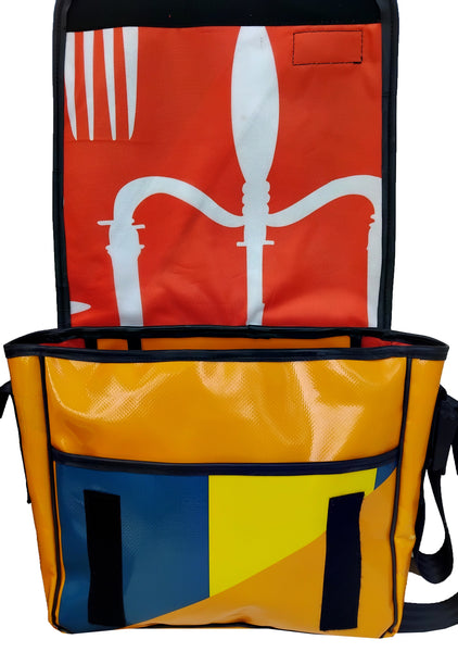 Kenny Large Messenger Bag BJ7979 front
