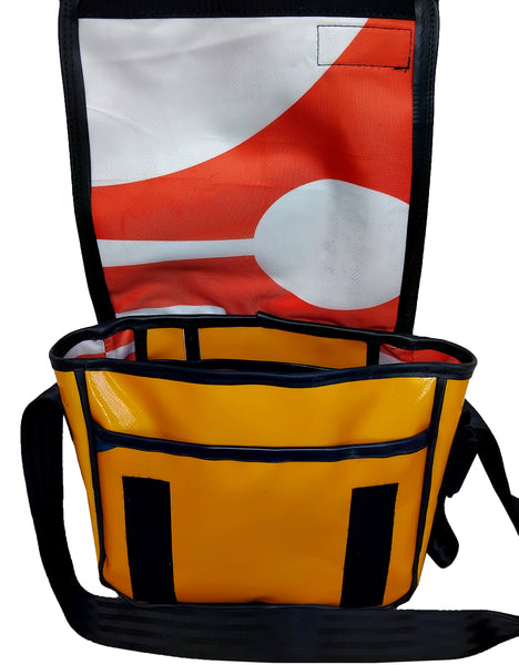 Benzo Medium Messenger BJ7575 front