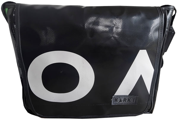 KARKT_Recycled_Large_Messenger_BJ3939